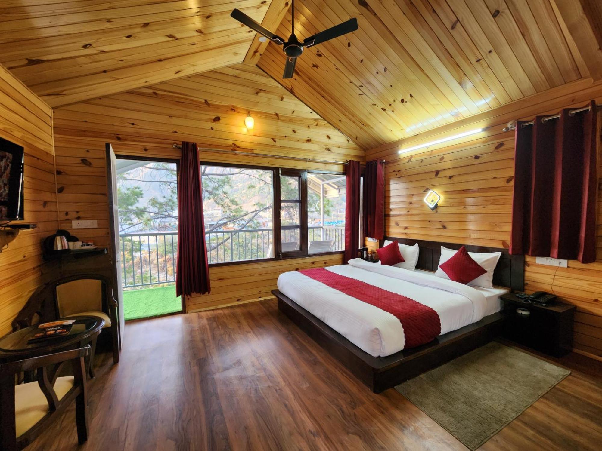 Aranya Resorts Kandaghat Exterior photo