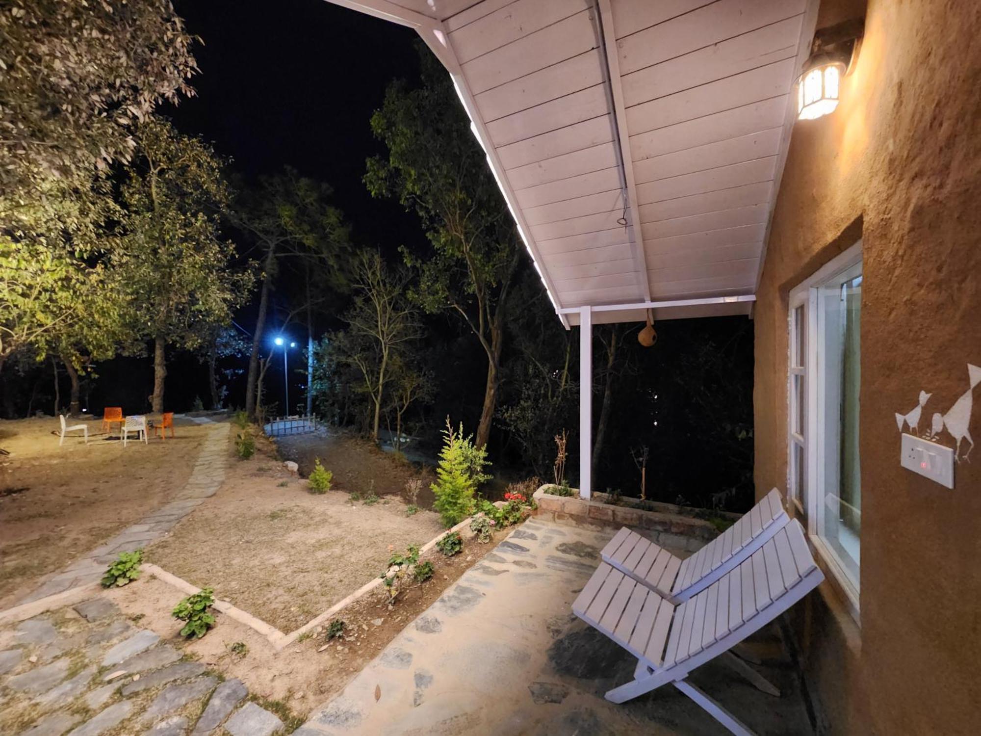 Aranya Resorts Kandaghat Exterior photo
