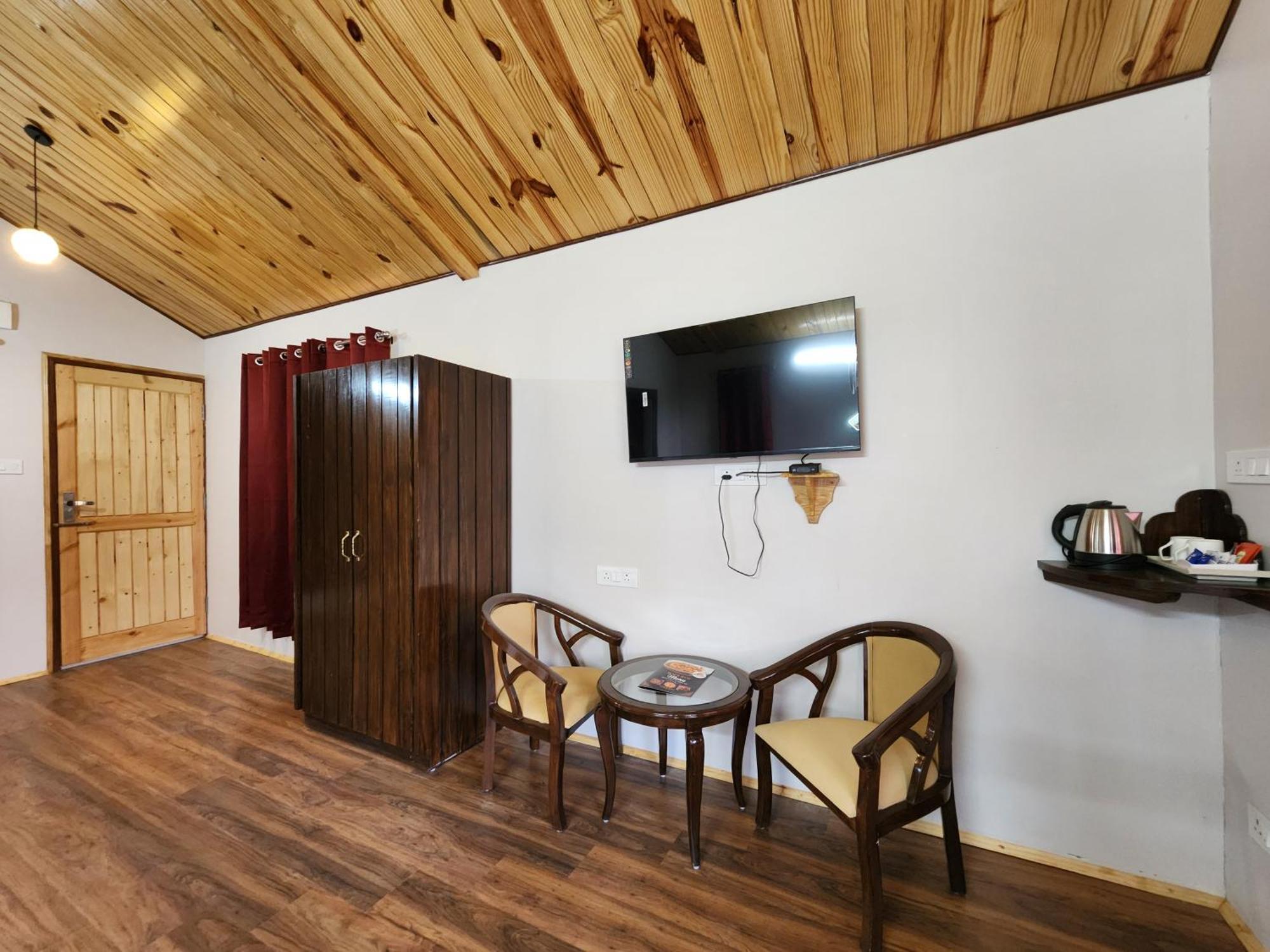 Aranya Resorts Kandaghat Exterior photo